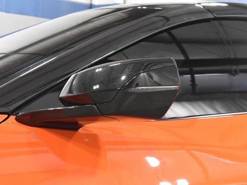 Used 2021 Chevrolet Corvette Stingray Premium Conv w/ Z51 Performance Package RWD image 33