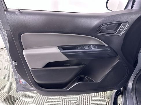 Used 2021 Chevrolet Colorado W/T w/ WT Convenience Package image 23