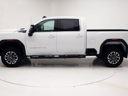 Used 2024 GMC Sierra 2500 SLE image 6