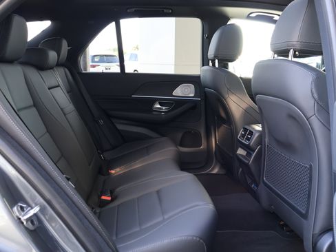 Certified 2025 Mercedes-Benz GLE 450e 4MATIC image 25