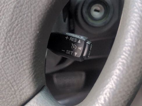 Used 2006 Toyota Sequoia SR5 image 35