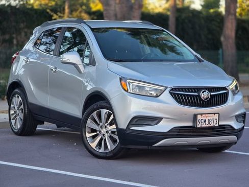 Used 2019 Buick Encore Preferred FWD image 2