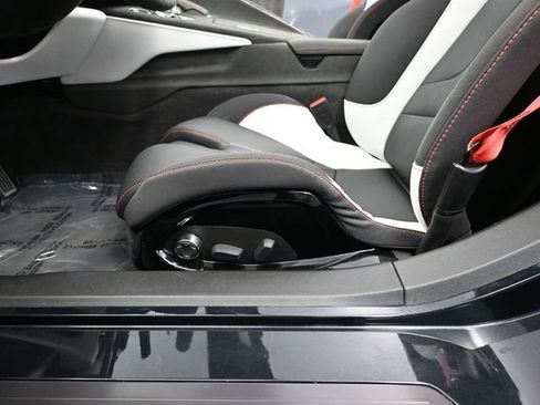 Used 2023 Chevrolet Corvette Stingray Premium Cpe w/ 3LT image 26