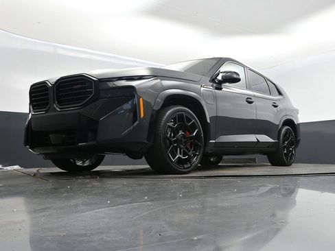 New 2026 BMW XM Label Red image 40