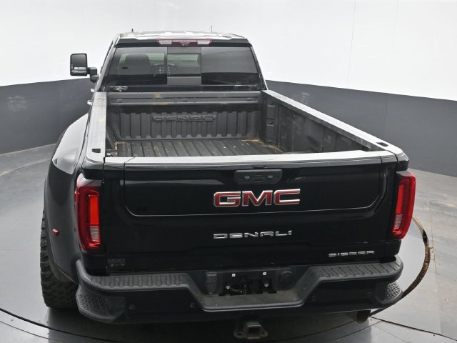 Used 2023 GMC Sierra 3500 Denali w/ Denali Ultimate Package AWD/4WD image 28