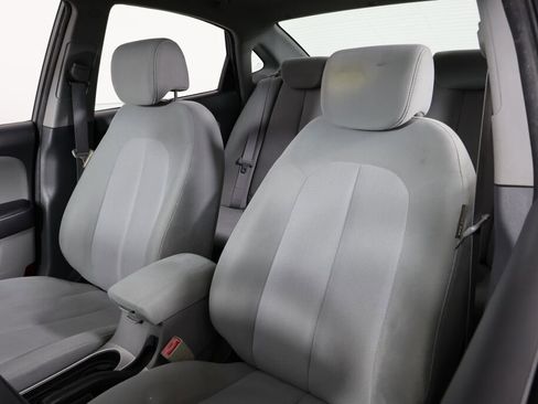 Used 2009 Hyundai Elantra SE image 11