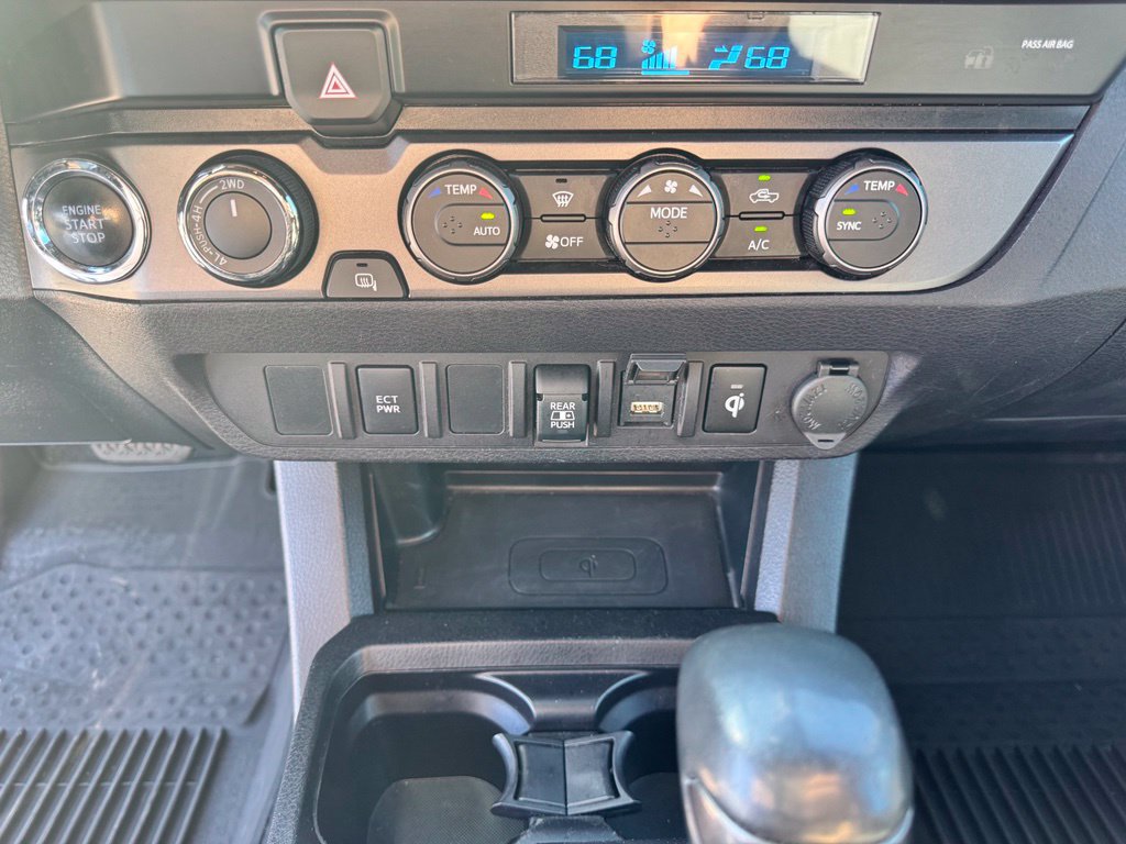Used 2021 Toyota Tacoma TRD Off-Road AWD/4WD image 13