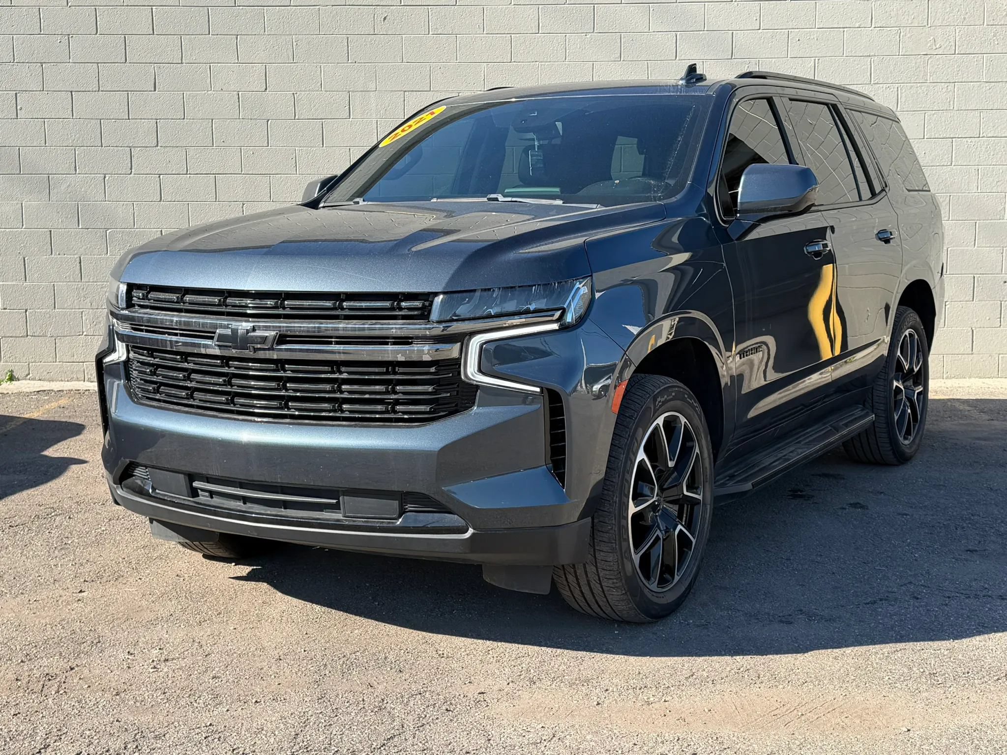 Used 2021 Chevrolet Tahoe RST w/ Rear Media and Nav Package AWD/4WD image 1