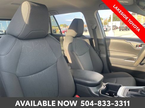Certified 2025 Toyota RAV4 XLE FWD image 15