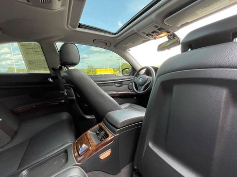Used 2010 BMW 328i xDrive Coupe AWD/4WD image 24
