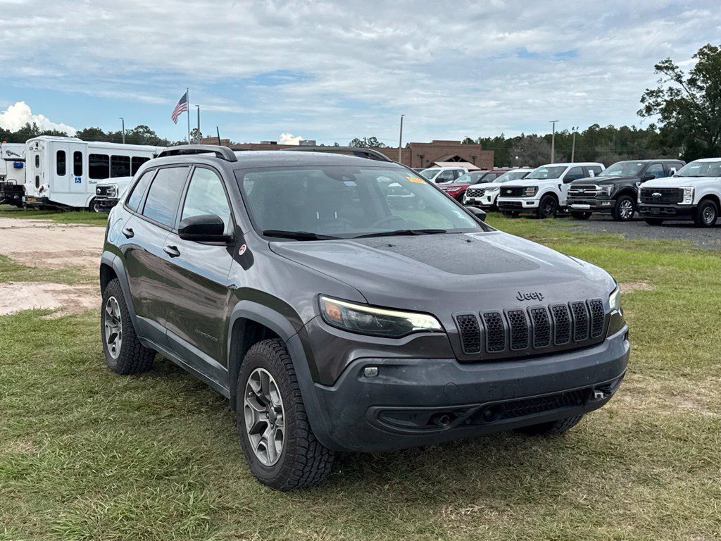 Used 2022 Jeep Cherokee Trailhawk AWD/4WD image 2