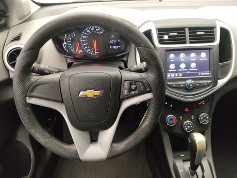 Used 2018 Chevrolet Sonic LT FWD image 22