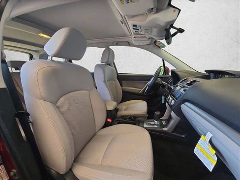 Used 2017 Subaru Forester 2.5i Premium AWD/4WD image 19