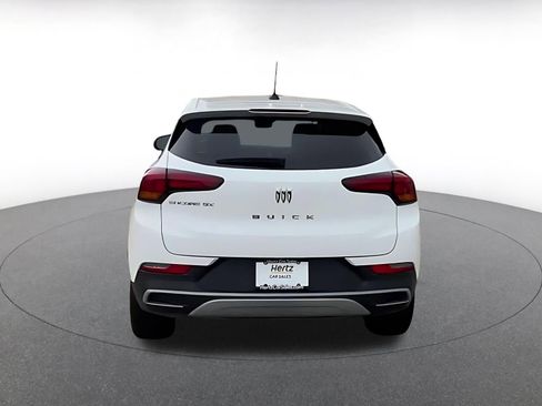 Used 2025 Buick Encore GX Preferred FWD image 12