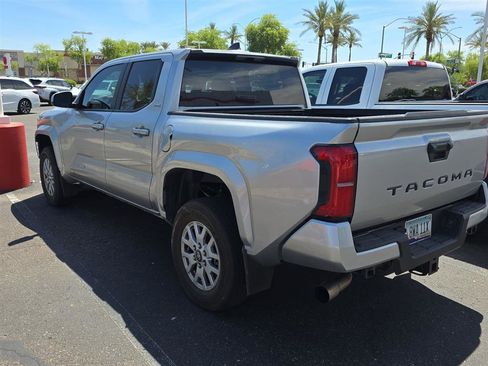 Used 2024 Toyota Tacoma SR5 image 3