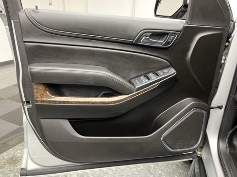 Used 2019 Chevrolet Tahoe LS AWD/4WD image 6