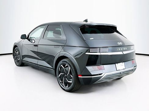 Used 2024 Hyundai Ioniq 5 SEL image 5