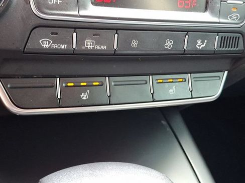 Used 2020 Kia Sorento LX w/ LX I4 Convenience Package AWD/4WD image 24