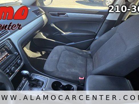 Used 2016 Volkswagen Passat 1.8T S image 35