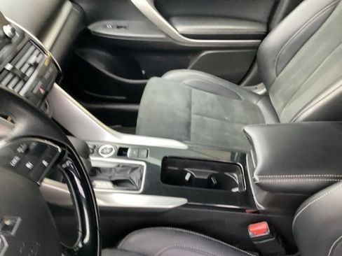 Used 2024 Mitsubishi Eclipse Cross SE image 16