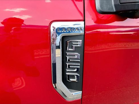 Used 2022 Ford F250 Lariat w/ Tremor Off-Road Package AWD/4WD image 10