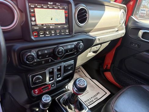 Used 2018 Jeep Wrangler Rubicon AWD/4WD image 20