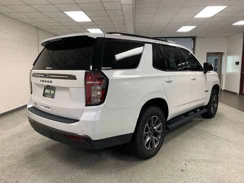 Used 2022 Chevrolet Tahoe Z71 w/ Luxury Package AWD/4WD image 6