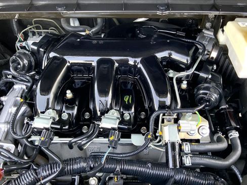 Used 2023 Nissan Pathfinder SV FWD image 32