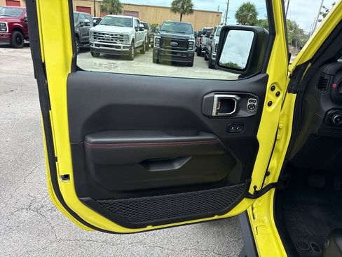 Used 2024 Jeep Wrangler Unlimited Rubicon 392 AWD/4WD image 14