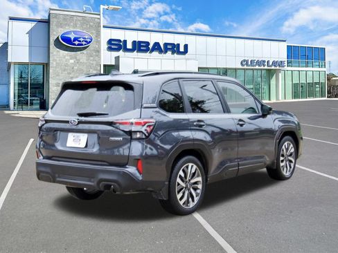 Used 2025 Subaru Forester Touring AWD/4WD image 6