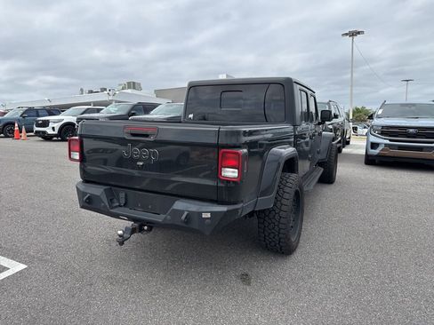 Used 2021 Jeep Gladiator Overland w/ Popular Equipment Package AWD/4WD image 2