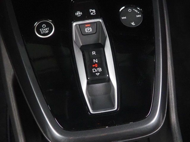Used 2024 Audi Q4 e-tron quattro Prestige Sportback AWD/4WD image 24