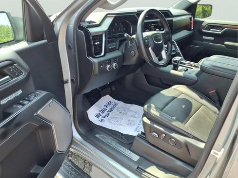 Used 2024 GMC Sierra 1500 Denali AWD/4WD image 9