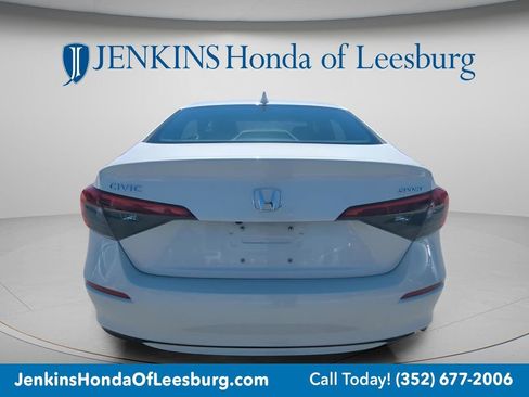 Used 2024 Honda Civic Sport image 5
