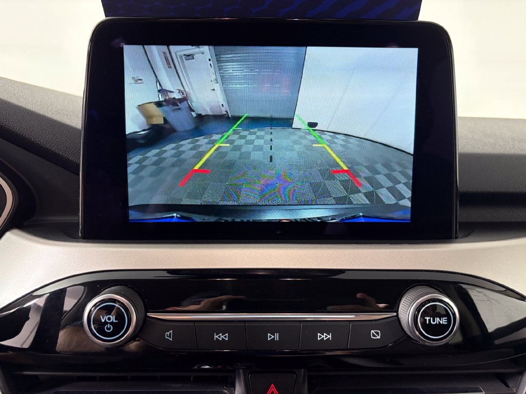 Certified 2020 Ford Escape SE AWD/4WD image 18