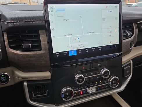 Used 2022 Ford Expedition Max Limited image 15