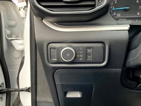 Certified 2020 Ford Explorer XLT w/ Equipment Group 202A image 35