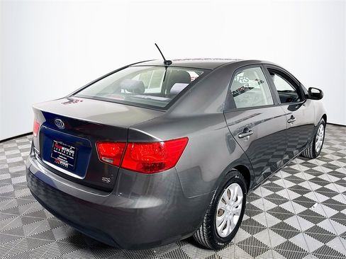 Used 2013 Kia Forte EX image 7