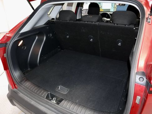 Used 2024 Hyundai Kona SEL FWD image 13