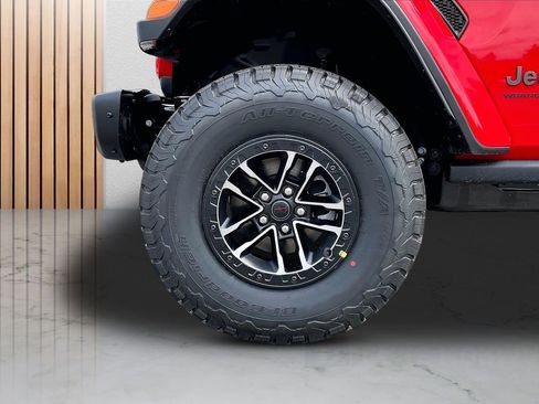 New 2026 Jeep Wrangler Unlimited Rubicon AWD/4WD image 31