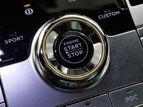 Used 2021 Bentley Continental GT AWD/4WD image 29