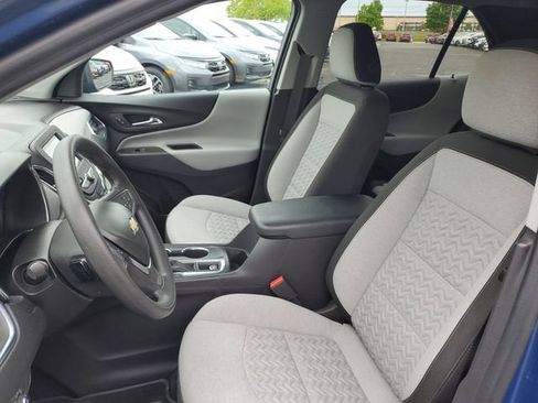 Used 2024 Chevrolet Equinox LS w/ LS Convenience Package FWD image 16