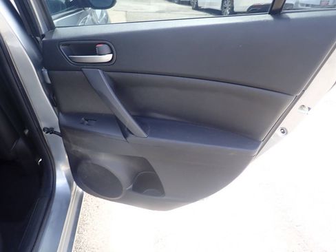 Used 2012 MAZDA MAZDA3 i Touring FWD image 27