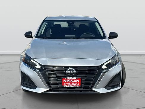 Certified 2024 Nissan Altima 2.5 SV image 2