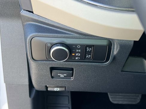 New 2025 Ford Bronco Big Bend image 17