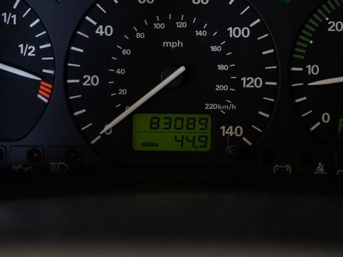 Used 1997 Volkswagen Eurovan Camper FWD image 40