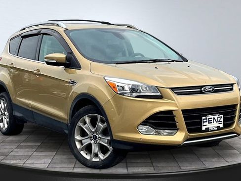 Used 2014 Ford Escape Titanium w/ Equipment Group 401A AWD/4WD image 3