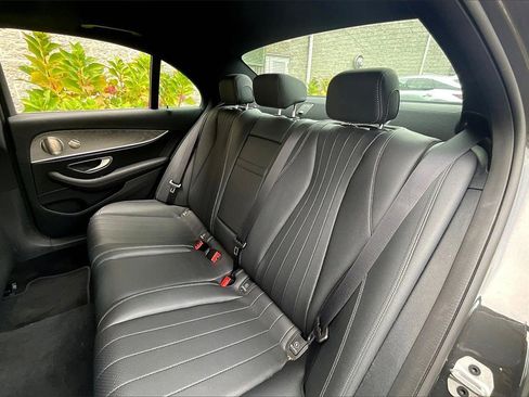 Certified 2021 Mercedes-Benz E 350 4MATIC Sedan image 28