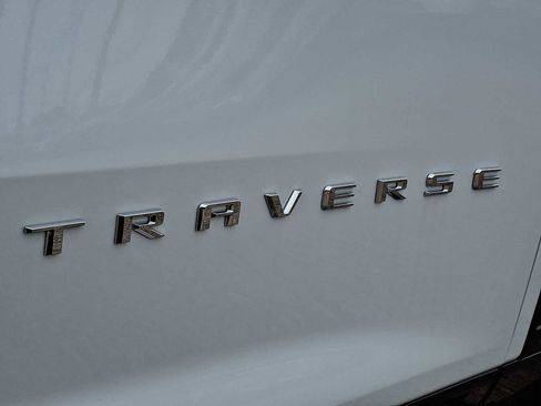 New 2026 Chevrolet Traverse High Country image 21