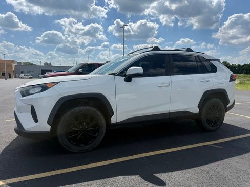 Used 2019 Toyota RAV4 LE w/ All Weather Liner Package AWD/4WD image 1